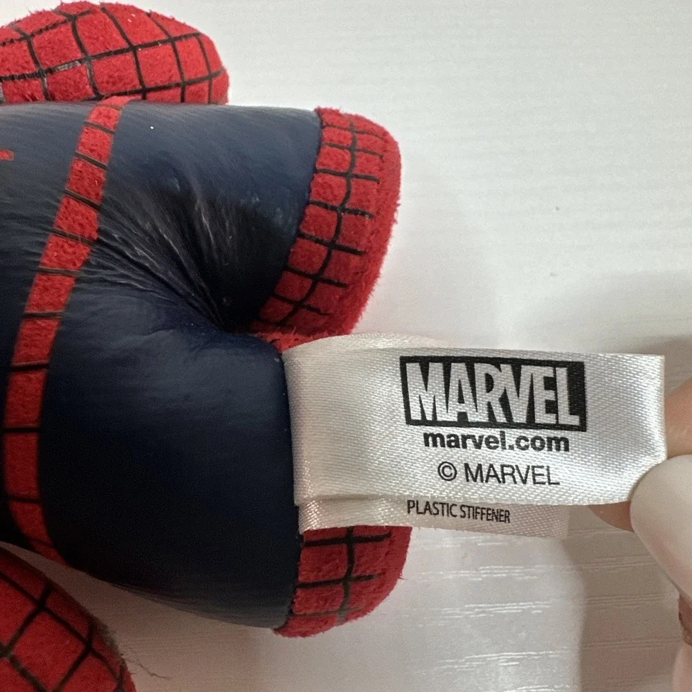 Marvel Funko Fabrikations 32 Spider-Man Plush 6